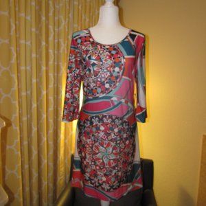 White Mark Scoop Neck Midi Dress